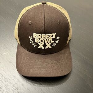 NEW VIP Brown & Tan Breezy Bowl XX Trucker Hat Cap - Unisex